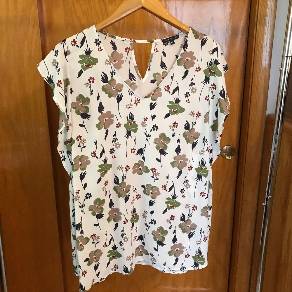 West Kei White Green Tan and Black Floral Blouse XXL